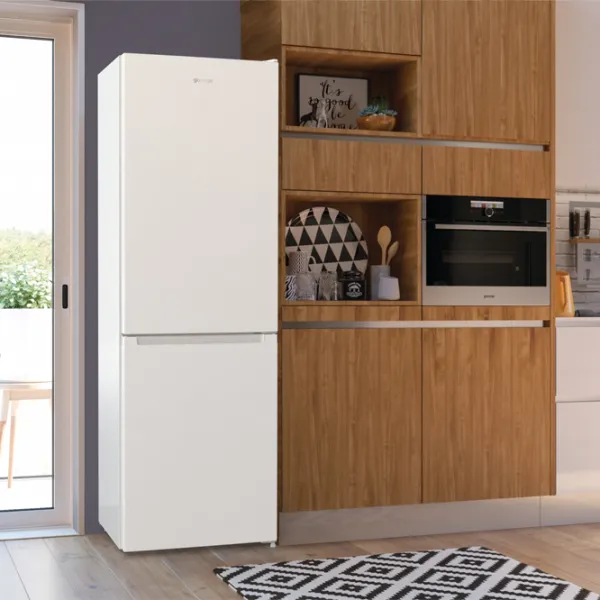 Frigider Gorenje NRK 6191 EW4 cu congelator jos 302 l / 185 cm / White photo 9