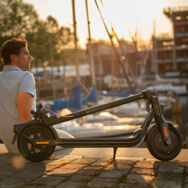 Trotinetă electrică Segway Ninebot KickScooter F30E 300 W/ Black photo 4