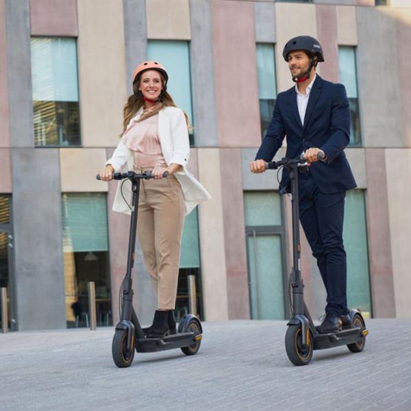 Trotinetă electrică Segway Ninebot KickScooter Max G30E II 350 W/ Black photo 6