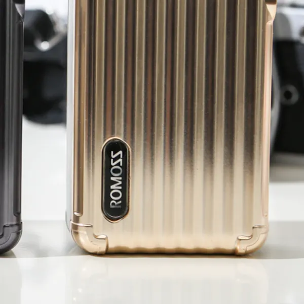 Power Bank Romoss UP 10 10000 mAh/ Gold photo 2 Power Bank Romoss UP 10 10000 mAh/ Gold photo 2