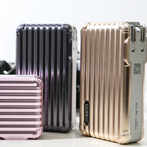 Power Bank Romoss UP 10 10000 mAh/ Gold photo 6 Power Bank Romoss UP 10 10000 mAh/ Gold photo 6