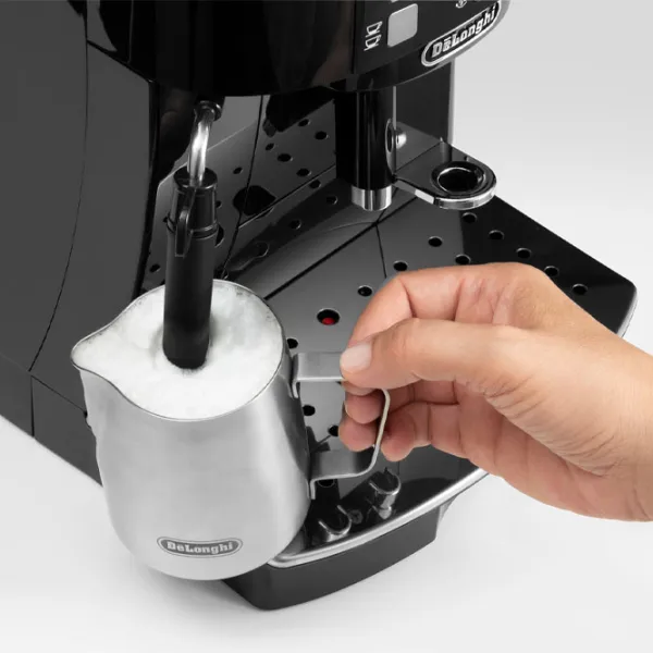 Кофемашина Delonghi ECAM22.110B Полуавтоматическая/ 1.8 л/ Черный photo 4