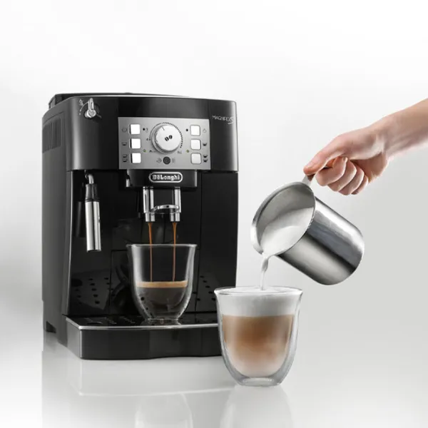 Кофемашина Delonghi ECAM22.110B Полуавтоматическая/ 1.8 л/ Черный photo 5