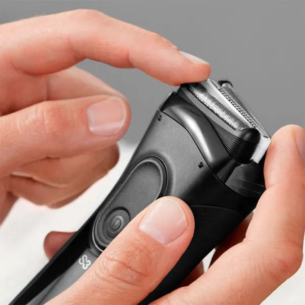 Aparat de bărbierit electric Braun 3020 Black photo 4
