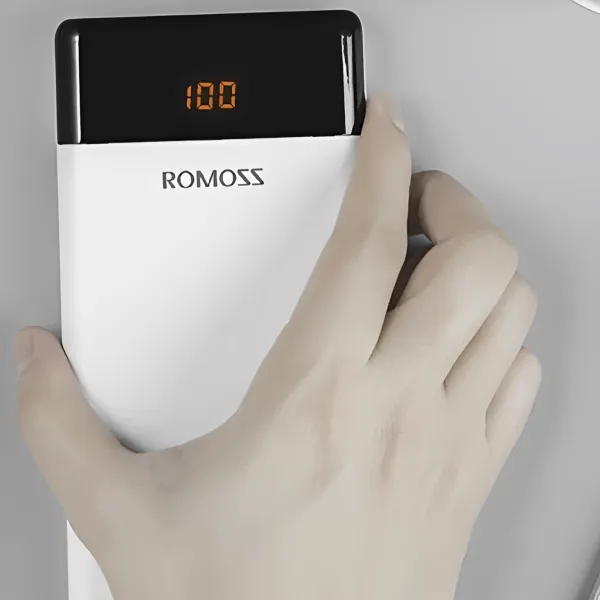Power Bank Romoss LT20 20000 mAh/ White photo 4 Power Bank Romoss LT20 20000 mAh/ White photo 4