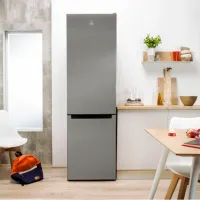 Frigider Indesit XIT8 T1E X cu congelator jos 320 l / 188.9 cm / White photo 5