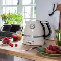 Электрочайник KitchenAid 5KEK1522EAC 1.5л / Скрытый / Бежевый photo 8
