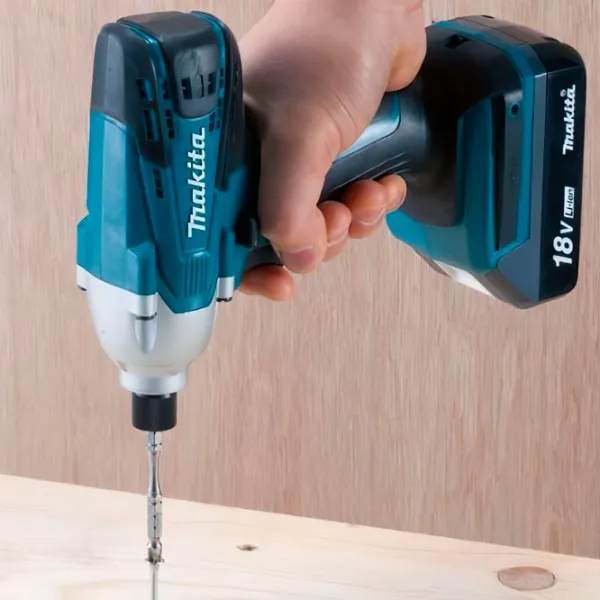 Mașina de infiletat Makita TD127DWE Acumulator photo 5