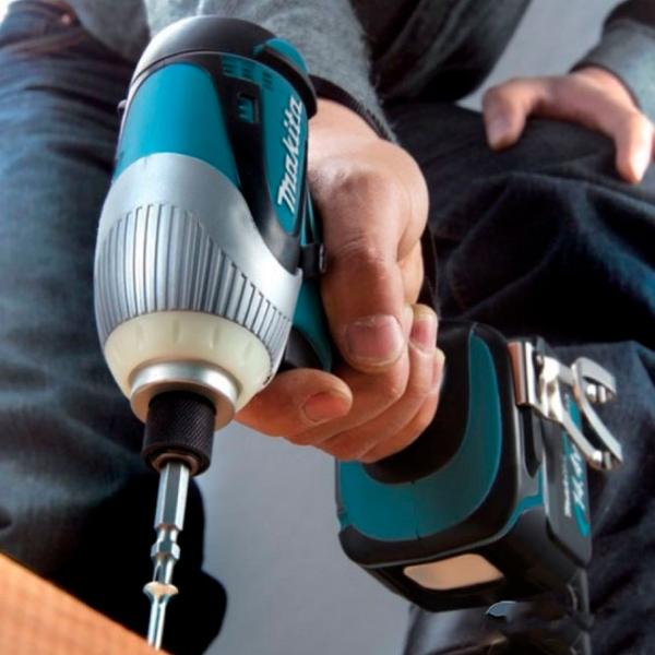 Mașina de înșurubat Makita BTD130FRFE Acumulator photo 6 Mașina de înșurubat Makita BTD130FRFE Acumulator photo 6