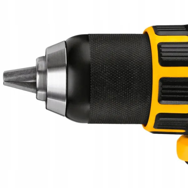 Дрель-шуруповерт Dewalt DCD790NT 2000 об/мин photo 2