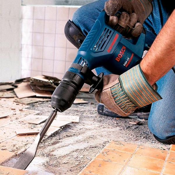 Ciocan demolator Bosch GSH 3 CE (0611320703) 650 W / Blue photo 5 Ciocan demolator Bosch GSH 3 CE (0611320703) 650 W / Blue photo 5