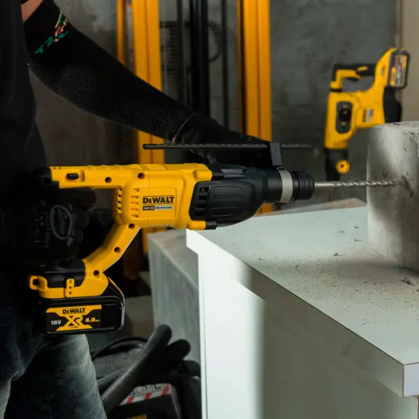 Перфоратор Dewalt DCH133M1  photo 8