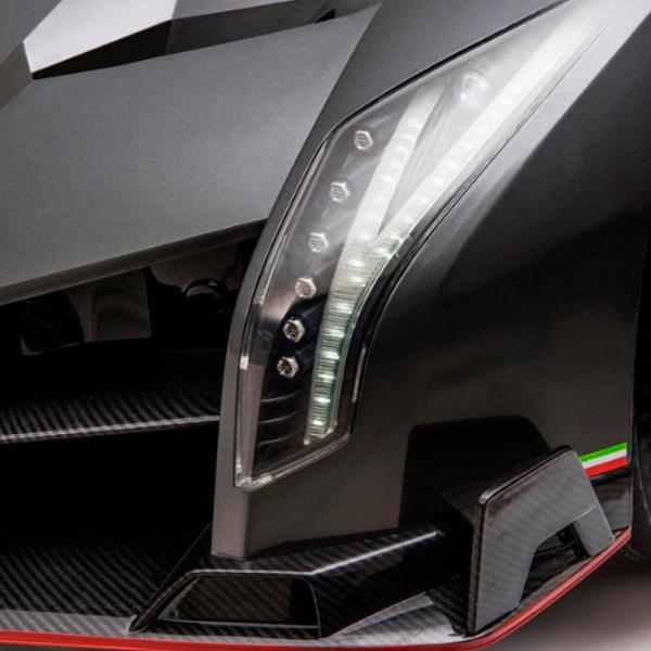 Mașină electrică Lamborghini Venero Kids car 8610043-2DR 7 km/ h/ 30 kg/ 3+/ Silver photo 6 Mașină electrică Lamborghini Venero Kids car 8610043-2DR 7 km/ h/ 30 kg/ 3+/ Silver photo 6