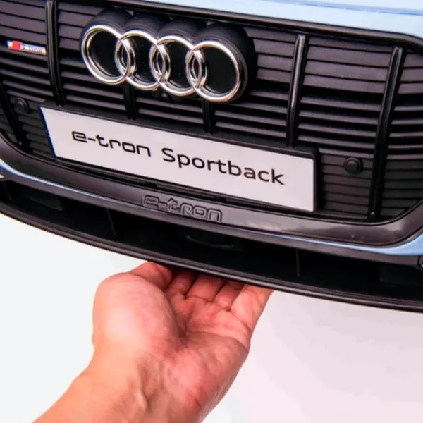 Mașină electrică Audi E-Tron Sportback Kids car 8690021-4R 5 km/ h/ 25 kg/ 3+/ Blue photo 7 Mașină electrică Audi E-Tron Sportback Kids car 8690021-4R 5 km/ h/ 25 kg/ 3+/ Blue photo 7