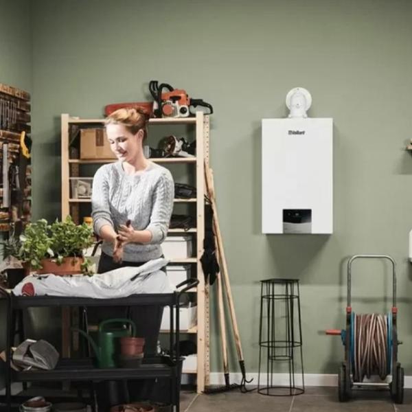 Centrală termică pe gaz Vaillant ECOTEC PLUS VU 25 CS/ 1-5 25 kW/ 250 m² photo 3