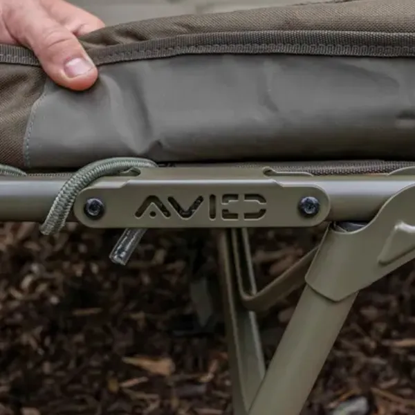 Раскладушка Avid Carp Benchmark LevelTech 110 кг/ Khaki photo 5