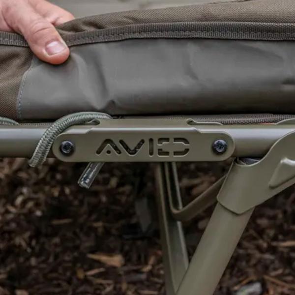 Раскладушка Avid Carp Benchmark LevelTech 110 кг/ Khaki photo 5