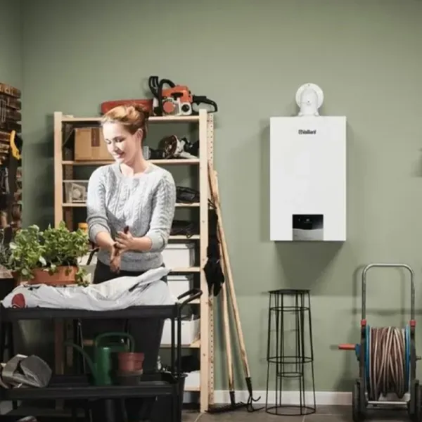 Centrală termică pe gaz Vaillant ECOTEC PLUS VUW 26 CS1-5 26.5 kW/ 260 m² photo 4