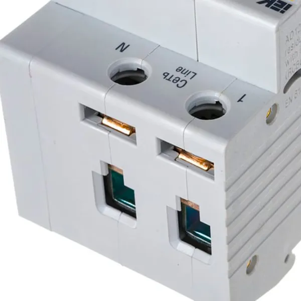 Дифференциальные автоматы IEK MAD10-2-032-C-100 32 A/ 220 В photo 5