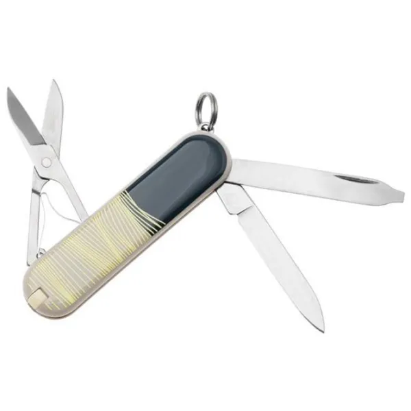 Multitool Victorinox Classic SD Camping/ 1.4110 photo 2 Multitool Victorinox Classic SD Camping/ 1.4110 photo 2