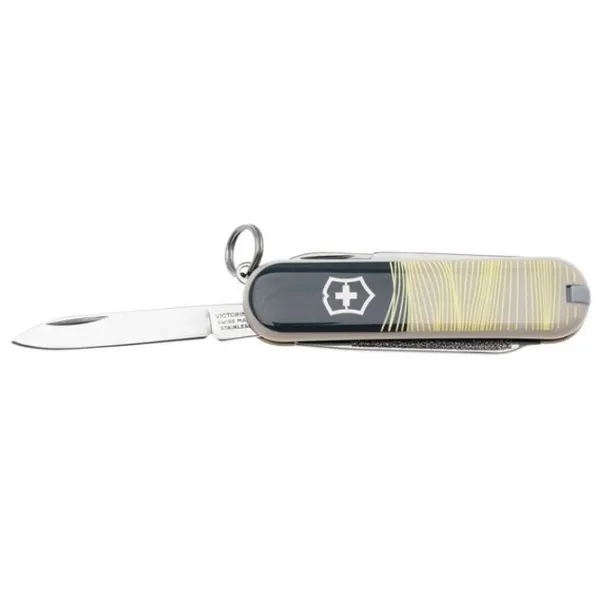Multitool Victorinox Classic SD Camping/ 1.4110 photo 3 Multitool Victorinox Classic SD Camping/ 1.4110 photo 3