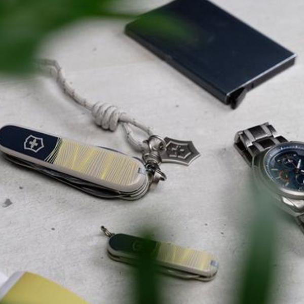 Multitool Victorinox Classic SD Camping/ 1.4110 photo 6 Multitool Victorinox Classic SD Camping/ 1.4110 photo 6