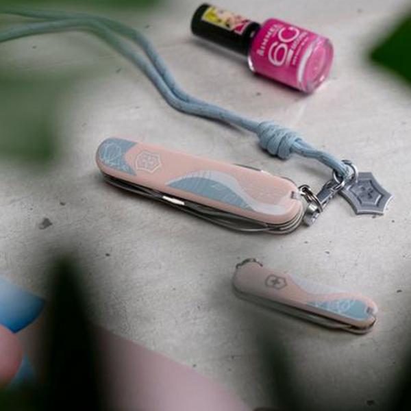 Мултитул Victorinox Classic SD кемпинговый/ 1.4110 photo 6 Мултитул Victorinox Classic SD кемпинговый/ 1.4110 photo 6