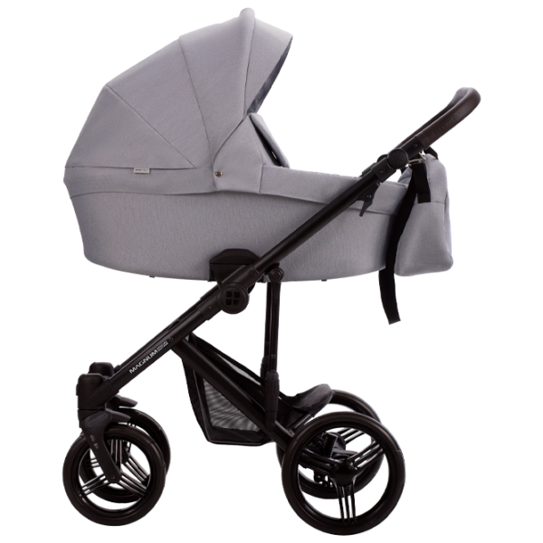 Cărucior pentru copil Bebetto Magnum Light SE 187893/ White photo 2
