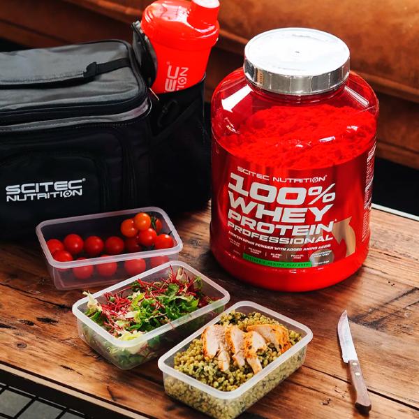 Proteină Scitec Nutrition 100% Whey Protein Professional 2350 g (5999100021570) praf/ Banană photo 5 Proteină Scitec Nutrition 100% Whey Protein Professional 2350 g (5999100021570) praf/ Banană photo 5