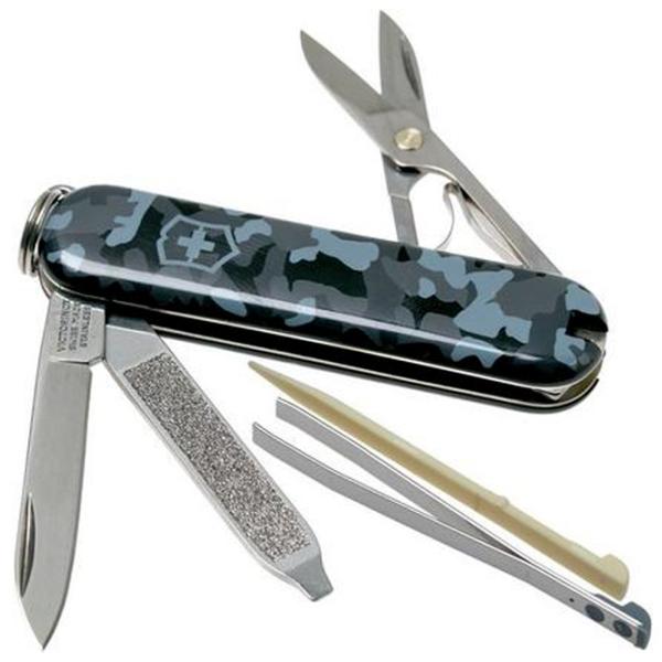 Cuțit Victorinox Classic SD Camping/ 1.4110 photo 1 Cuțit Victorinox Classic SD Camping/ 1.4110 photo 1
