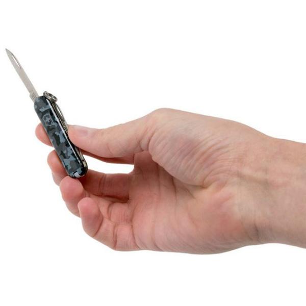 Cuțit Victorinox Classic SD Camping/ 1.4110 photo 5 Cuțit Victorinox Classic SD Camping/ 1.4110 photo 5