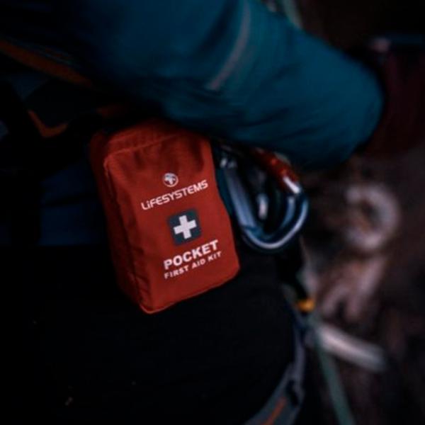 Медицинская аптечка Lifesystems Pocket First Aid Kit Nailon photo 5 Медицинская аптечка Lifesystems Pocket First Aid Kit Nailon photo 5