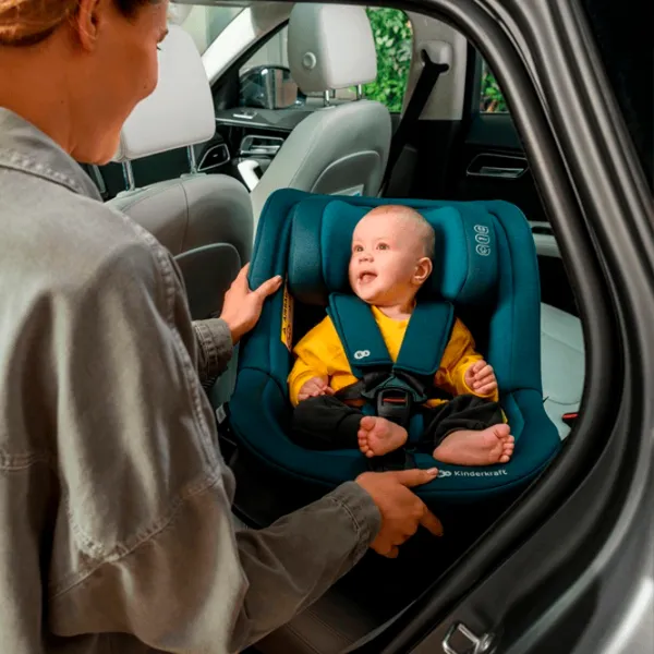Детское автокресло KinderKraft GUARD PRO  9 месяцев - 4 года / 18 кг / Черный photo 5 Детское автокресло KinderKraft GUARD PRO  9 месяцев - 4 года / 18 кг / Черный photo 5