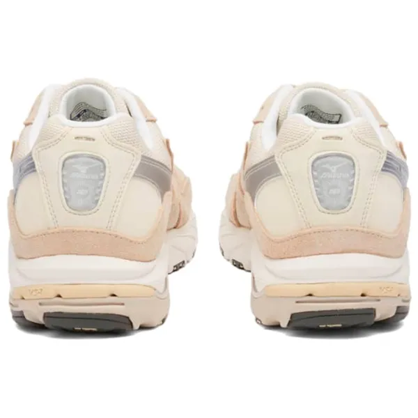 Кроссовки для мужчин Mizuno Wave Rider 10 Premium 44/ Бежевый photo 2 Кроссовки для мужчин Mizuno Wave Rider 10 Premium 44/ Бежевый photo 2