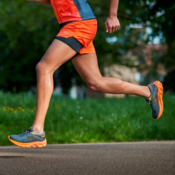 Кроссовки для мужчин Mizuno Wave Skyrise 5 48.5/ Black Orange photo 6