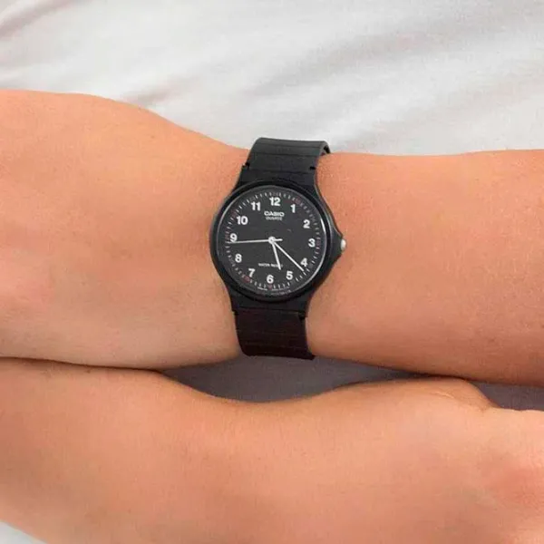 Ceas de mână pentru femei Casio MQ-24-1BLLEG Cuarț/ 38 mm photo 2