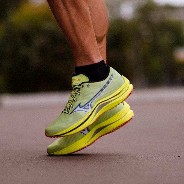 Adidași pentru bărbați Mizuno Wave Rebellion 45/ Yellow photo 7