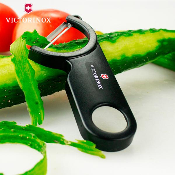 Decojitor legume si fructe Victorinox 7.6073.3 Oțel inoxidabil/ Silver photo 3 Decojitor legume si fructe Victorinox 7.6073.3 Oțel inoxidabil/ Silver photo 3