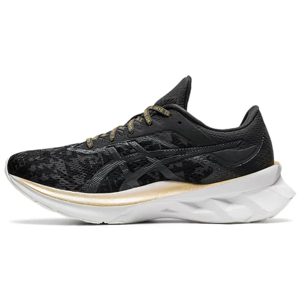 Кроссовки для женщин Asics Novablast Весна/ Black photo 2