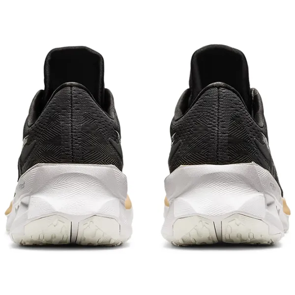 Кроссовки для женщин Asics Novablast Весна/ Black photo 5