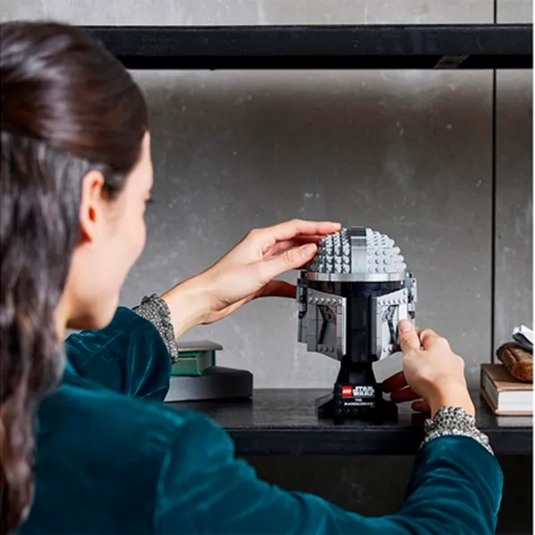 Constructor LEGO The Mandalorian Helmet Clasic/ Gray photo 10 Constructor LEGO The Mandalorian Helmet Clasic/ Gray photo 10