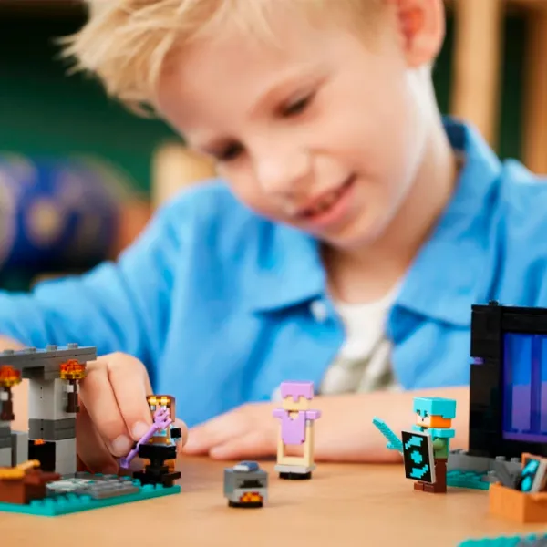 Constructor LEGO The Armory Clasic/ Multicolor photo 10