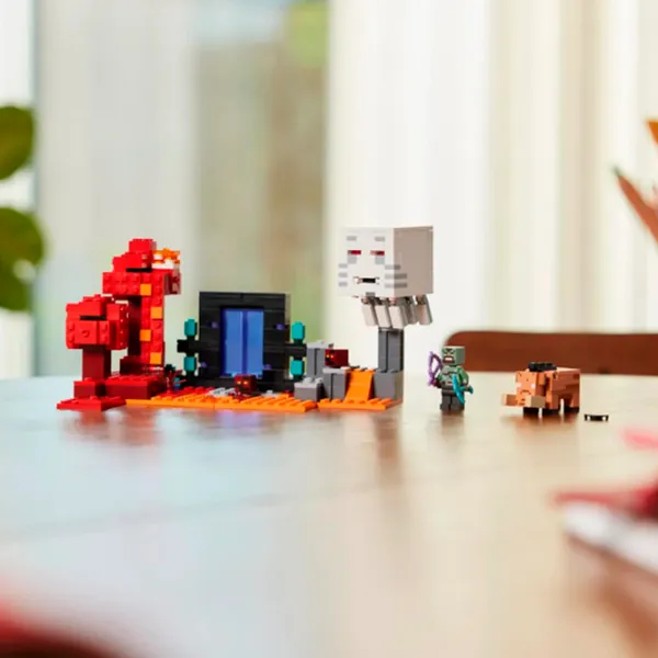 Constructor LEGO The Nether Portal Ambush Clasic/ Multicolor photo 9