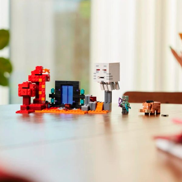 Constructor LEGO The Nether Portal Ambush Clasic/ Multicolor photo 9