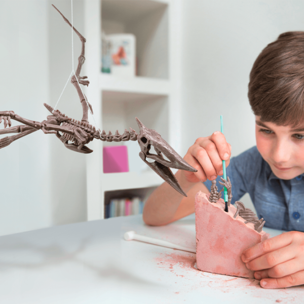 Set de creație 4M KidzLabs Dig a Pteranodon skeleton 03459 3+/ Multicolor Multicolor photo 6