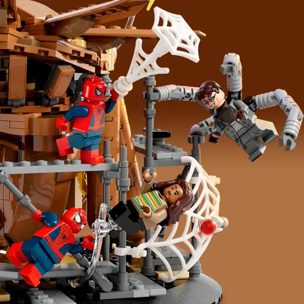 Constructor LEGO Spider-Man Final Battle Scenă din film/ Multicolor photo 7