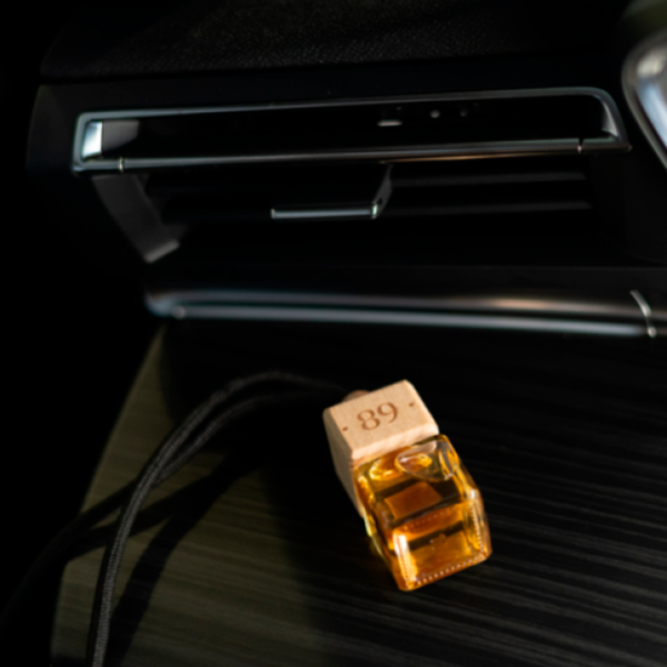 Ароматизатор для авто 89 Aromaric Hanging Glass Blue Night/ 8 мл/ на зеркале photo 2 Ароматизатор для авто 89 Aromaric Hanging Glass Blue Night/ 8 мл/ на зеркале photo 2