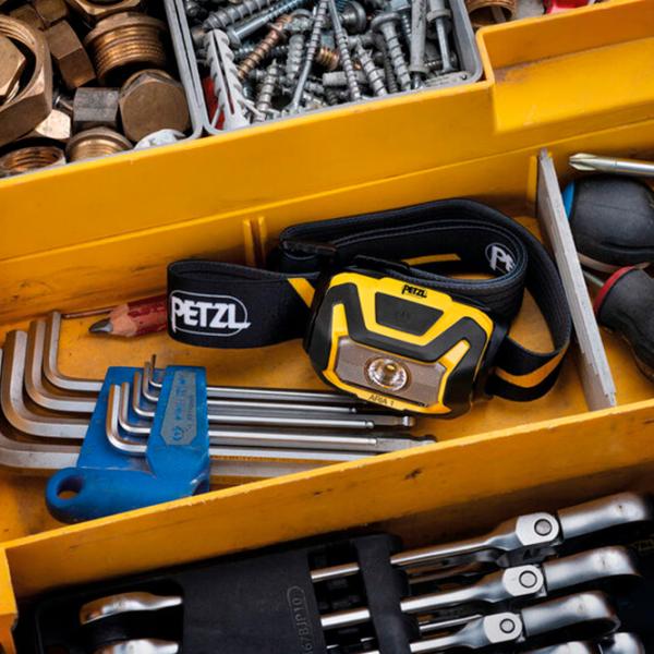 Фонарик Petzl Aria 1 Black photo 6