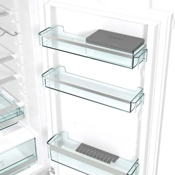Frigider Gorenje NRKI218EA0 cu congelator jos 248 l / 177.2 cm / White photo 11