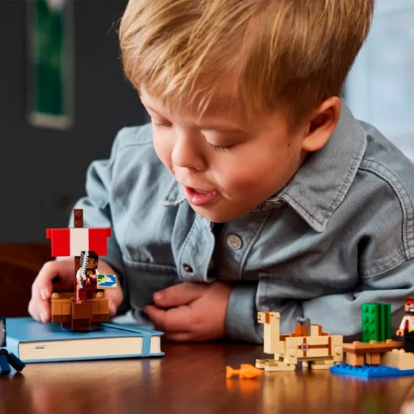 Constructor LEGO The Pirate Ship Voyage Navă/ Multicolor photo 9